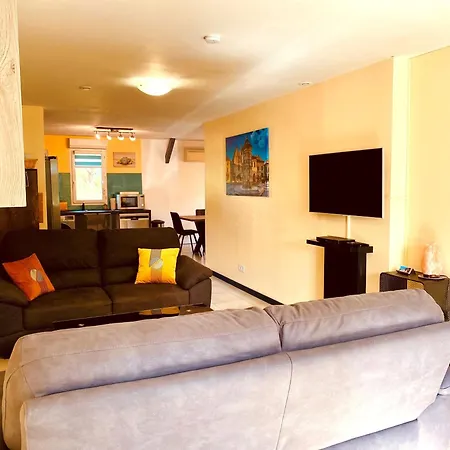 3-star Tourism Rated With Air Con And Private Heated Pool - 40 Mins From Bergerac * Capdrot