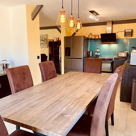 3-star Tourism Rated With Air Con And Private Heated Pool - 40 Mins From Bergerac