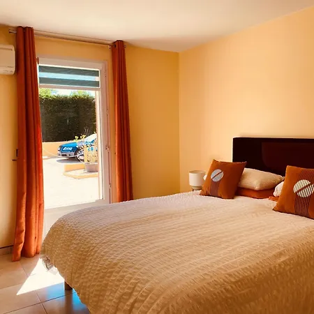 3-star Tourism Rated With Air Con And Private Heated Pool - 40 Mins From Bergerac Feriehus